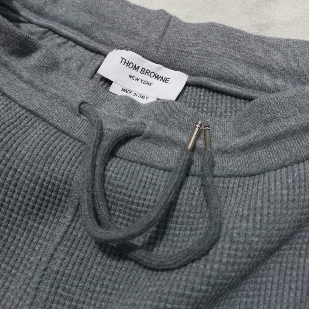 Thom Browne Luxury Casual Short Pria gray, foto 4