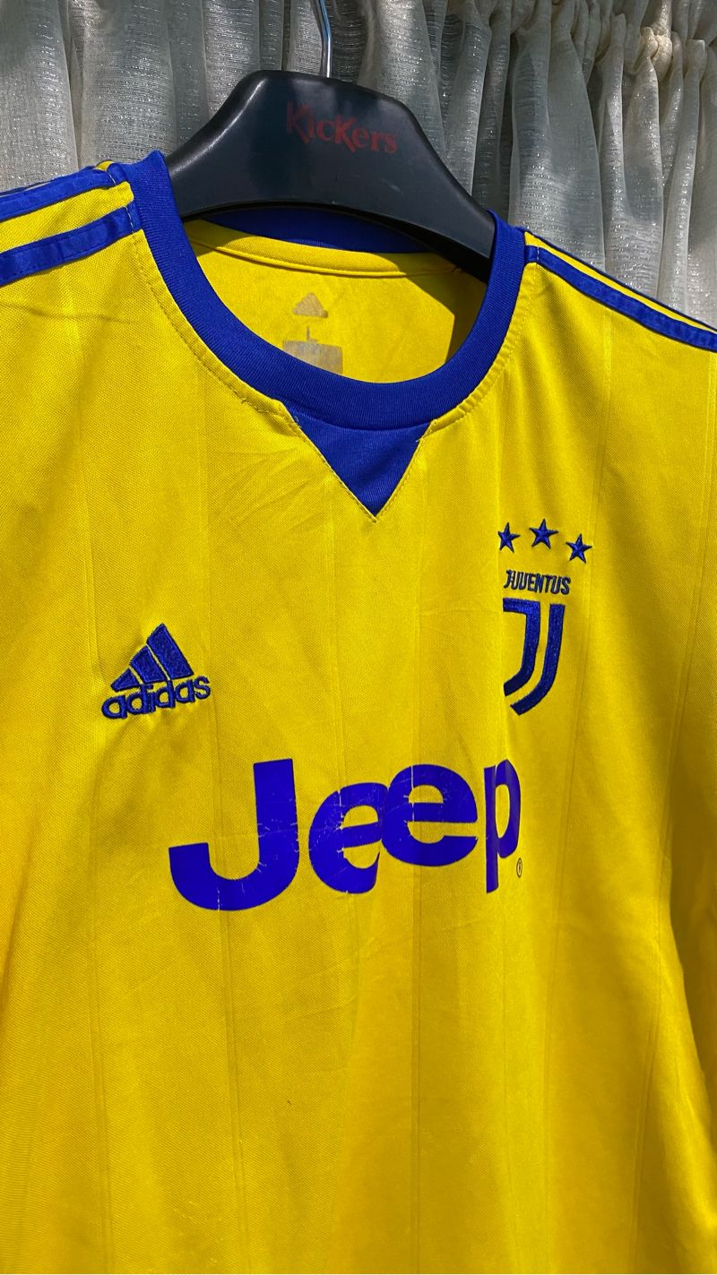 Jearsey Juventus 2017 away, foto 2