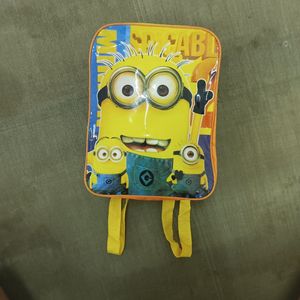 Tas Gendong Anak Minion