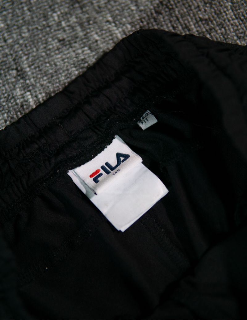 Celana Pendek Fila Hitam, foto 5