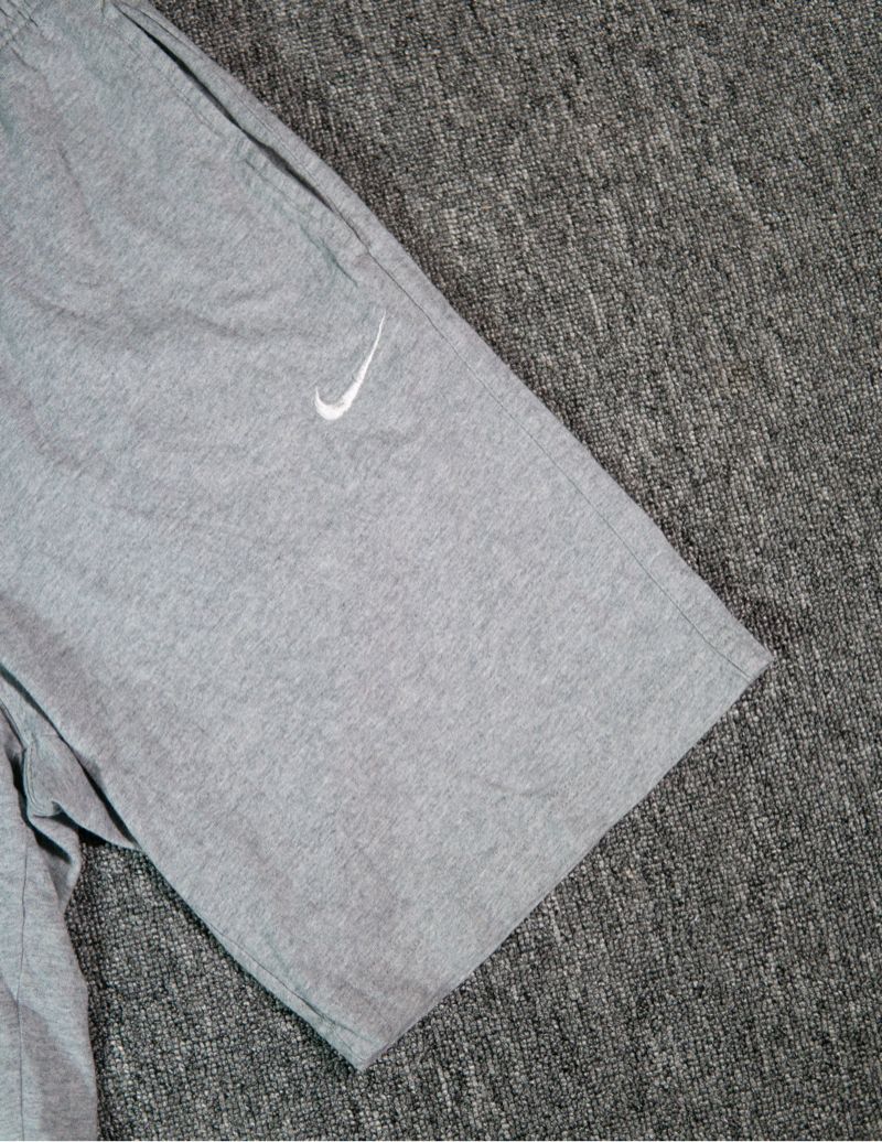 Celana Pendek Nike Abu, foto 4