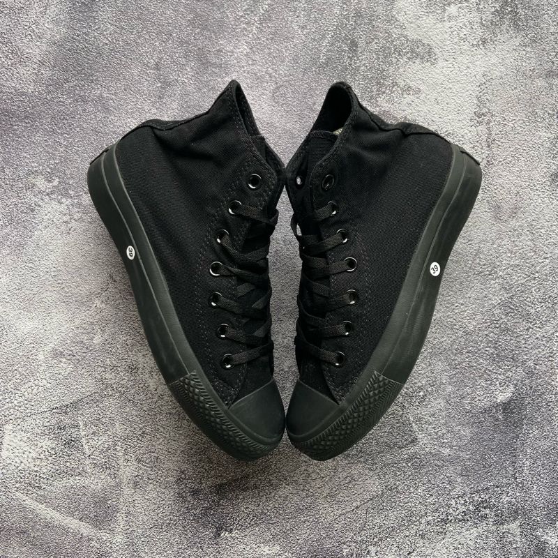 Vintage CONVERSE CHUCK TAYLOR ALL STAR CLASSIC BASIC MONO BL, foto 2