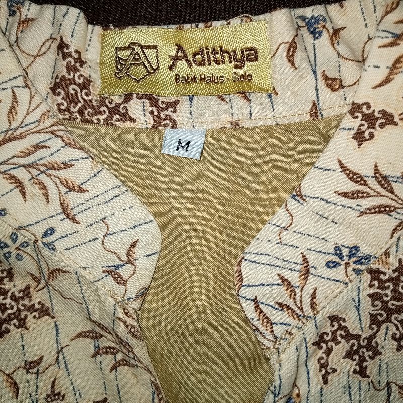 Batik wanita dewasa, foto 3