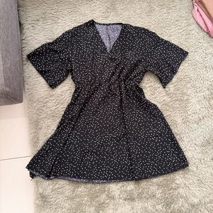 Dress polkadot hitam putih