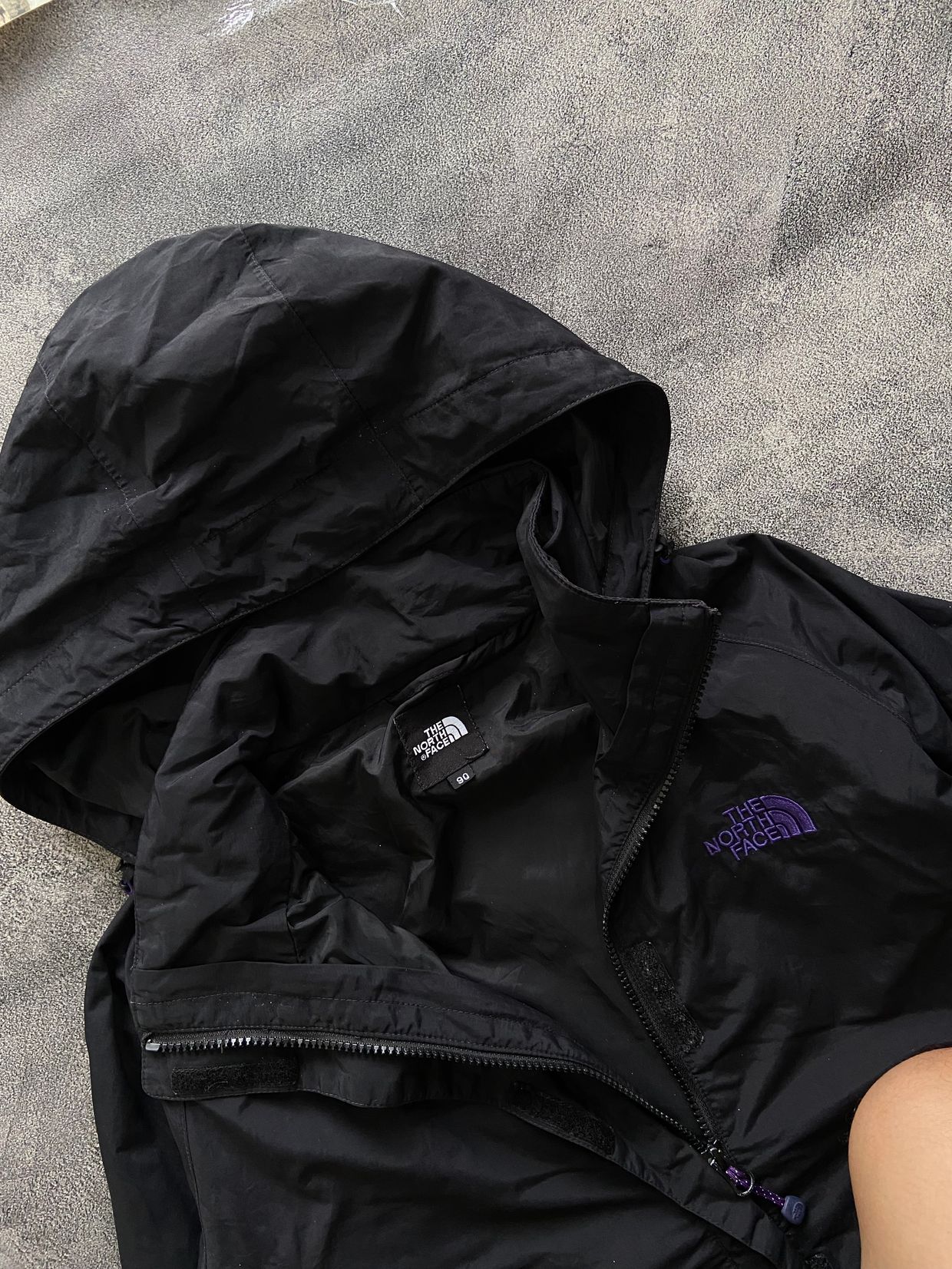 The North Face Gorpcore Windbreaker Pria purple black, foto 2