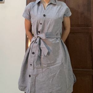 grey dress