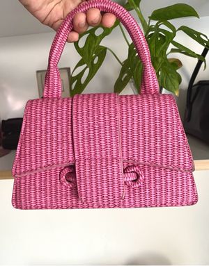 Hand Bag Pink Minimalis