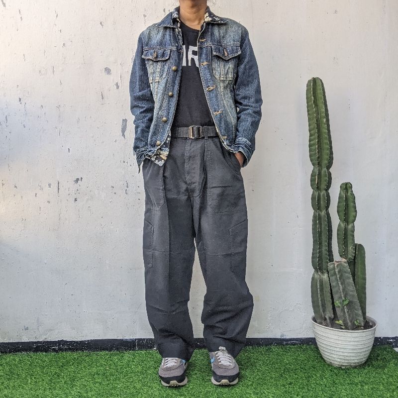 CELANA DENIM CARPENTER UNIQLO, foto 2
