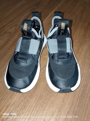 Sepatu Sekolah PL