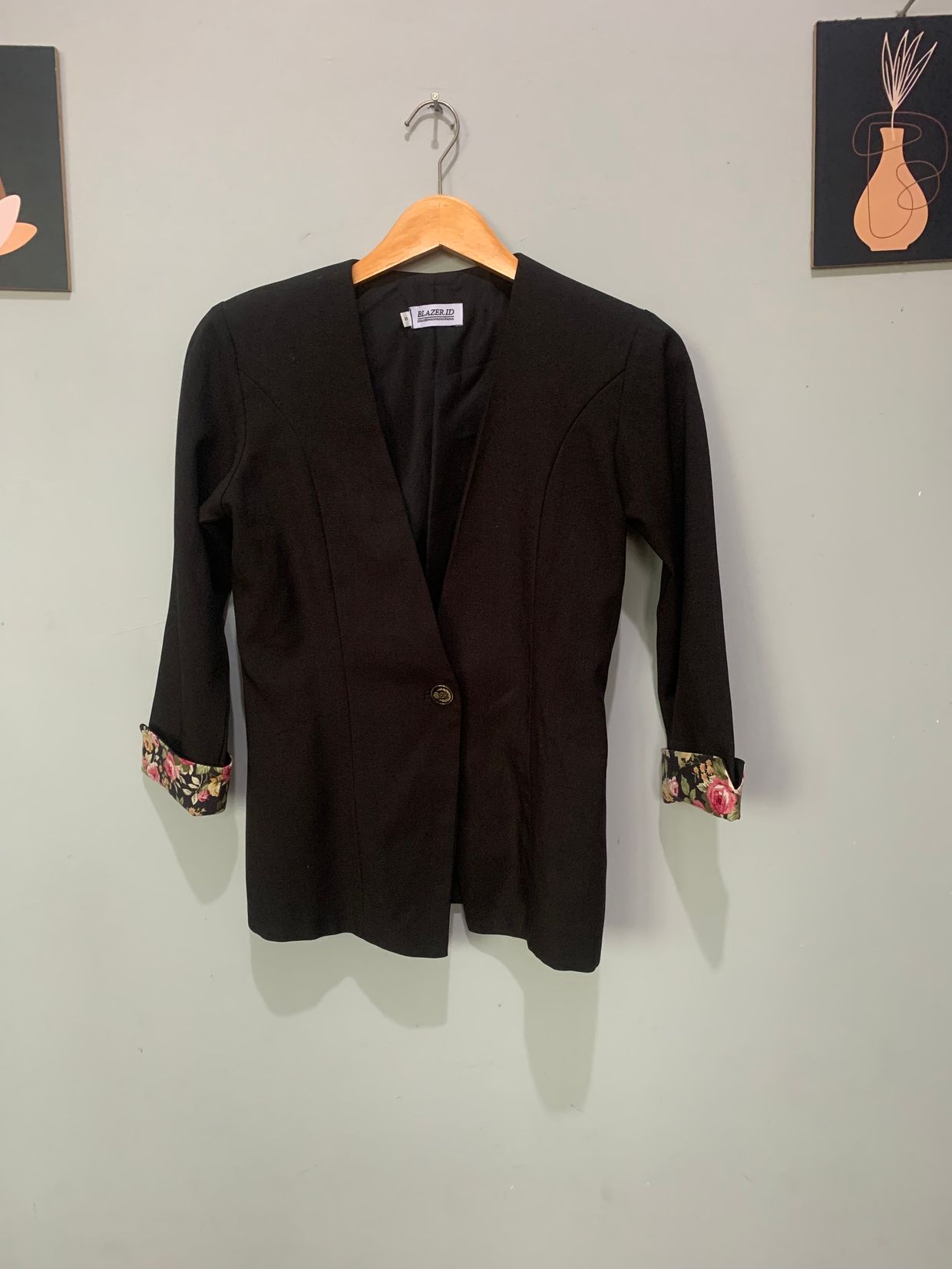 Luxury Minimalist Blazer Wanita black
