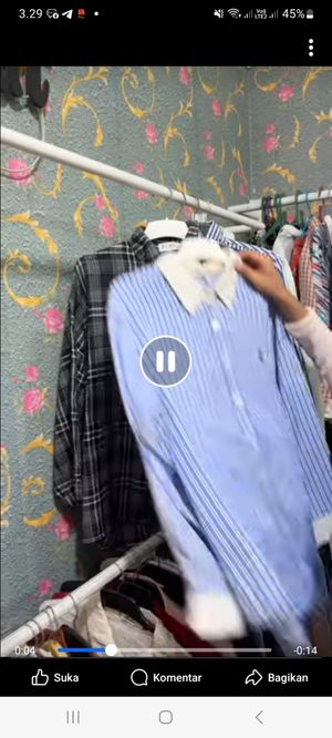 Baju kemeja katun