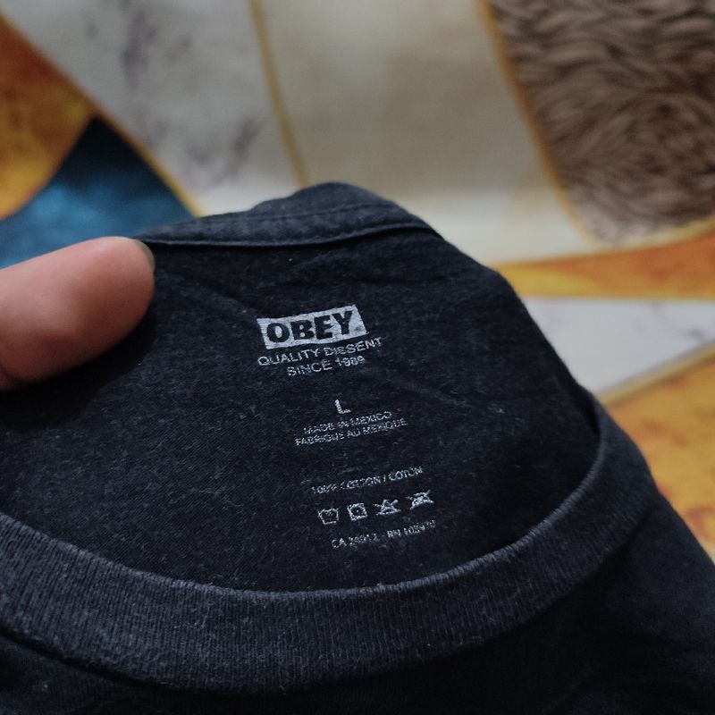 T-Shirt Obey, foto 5