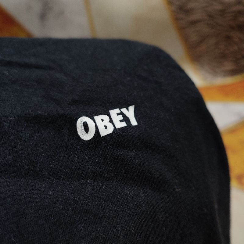 T-Shirt Obey, foto 4