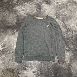 Crewneck New Balance