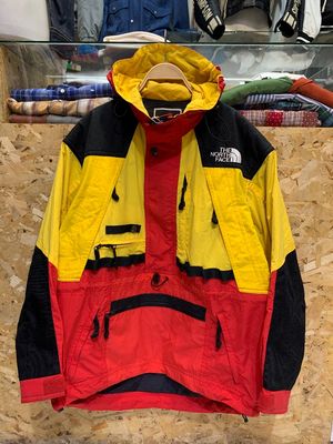 THE NORTH FACE COLOUR BLOCK JACKET