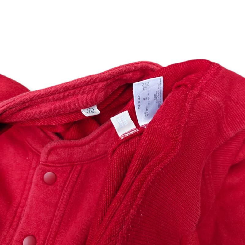 Uniqlo Minimalist Sweater Pria red, foto 3