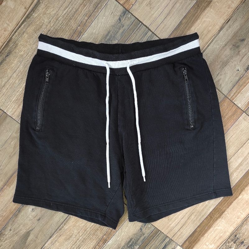 H&M celana pendek size M fit L, foto 2