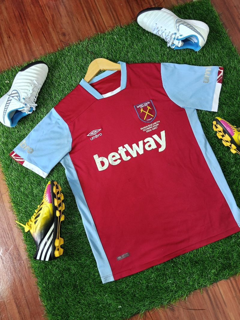 Jersey West HAM United 2016-2017, foto 3