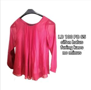 Preloved Blouse pink fanta
