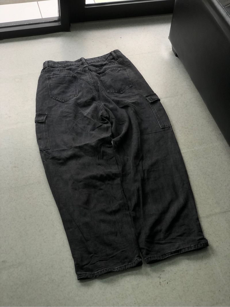 Black cargo loose jeans, foto 2