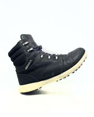 Sepatu HELLY HANSEN Size 42