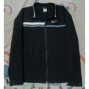 Jaket Windbreaker Nike Vintage Center Logo Black Two Stripes