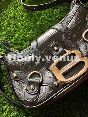 BALENCIAGA ESSEX