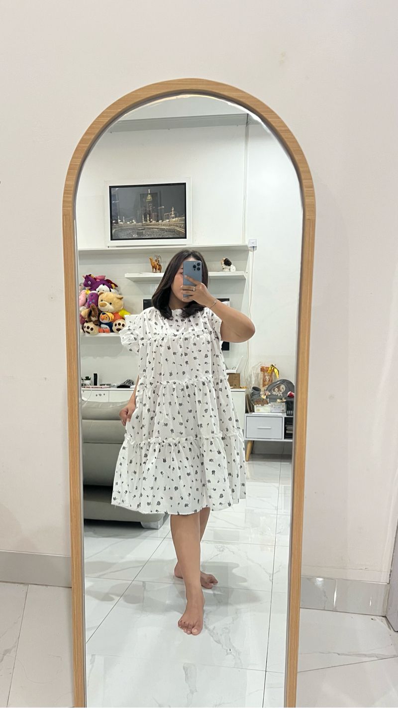 White dress, foto 3