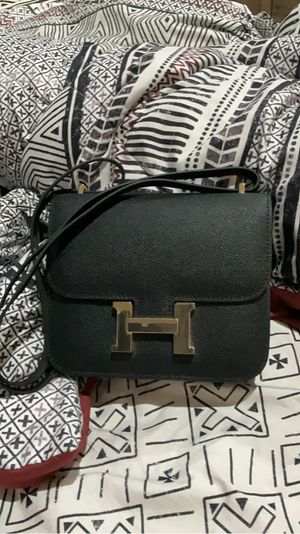 Tas kulit selempang hitam