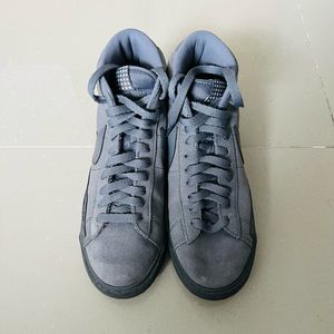 Nike men high ankles size41