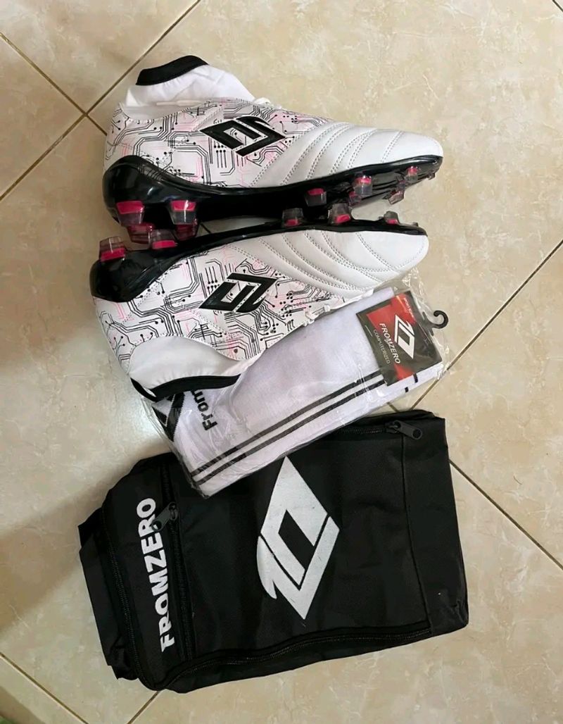 Sepatu bola, foto 2