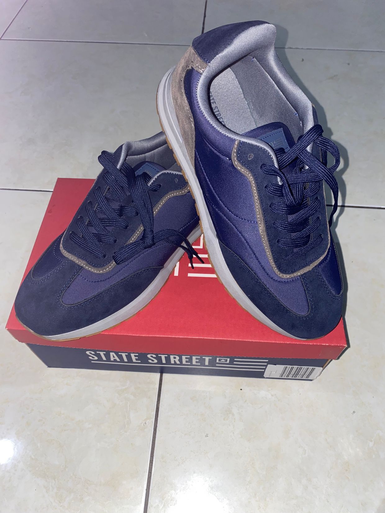 Casual Sneakers Pria navy, foto 5