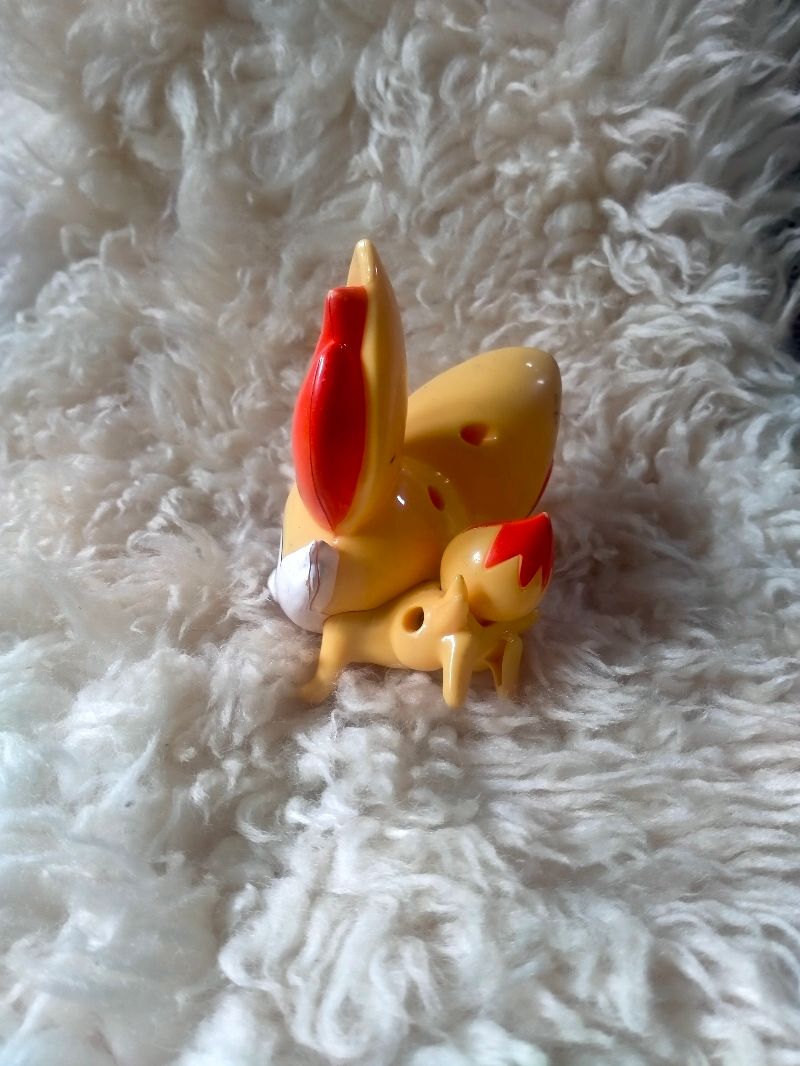 Toys Pokemon fox, foto 3