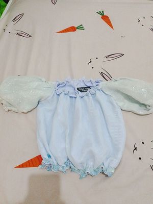 atasan sabrina crop korea