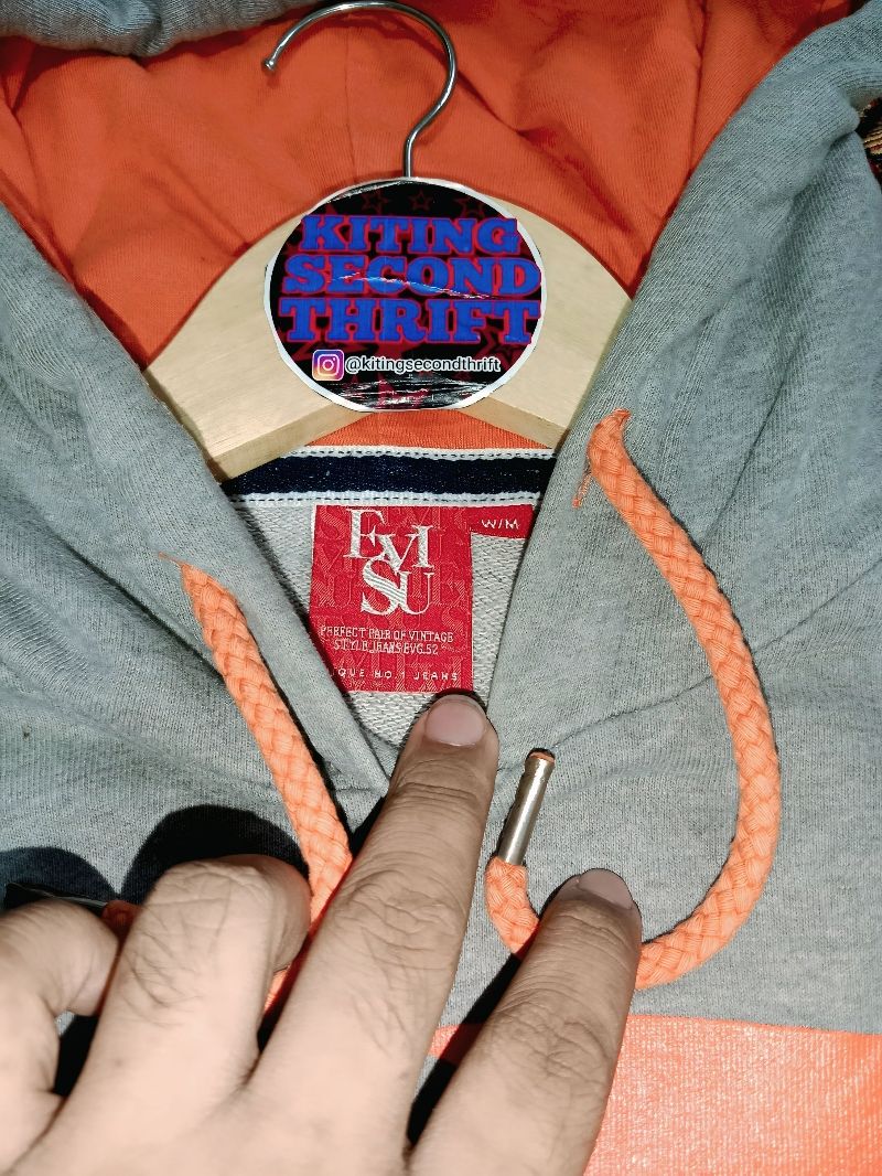 HODDIE EVISU, foto 4