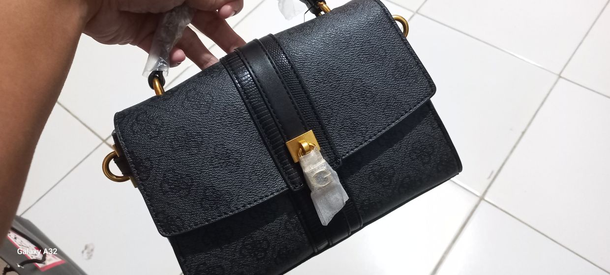 Guess Casual Shoulder bag Wanita black