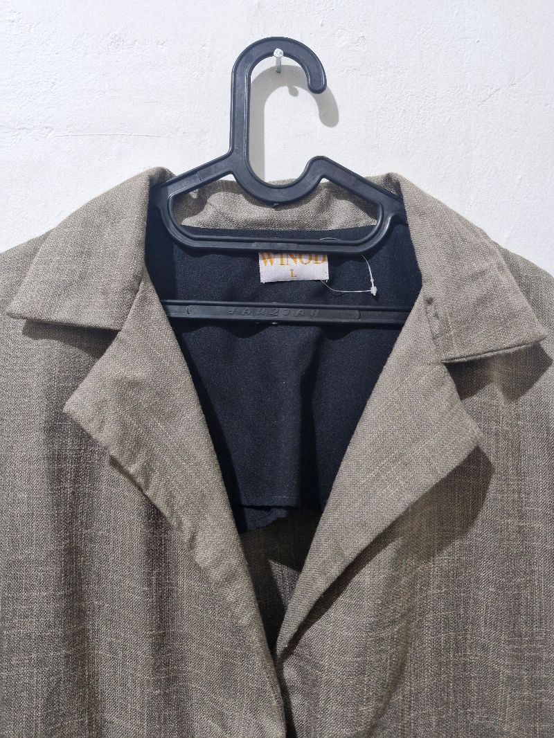 Blazer Abu, foto 2