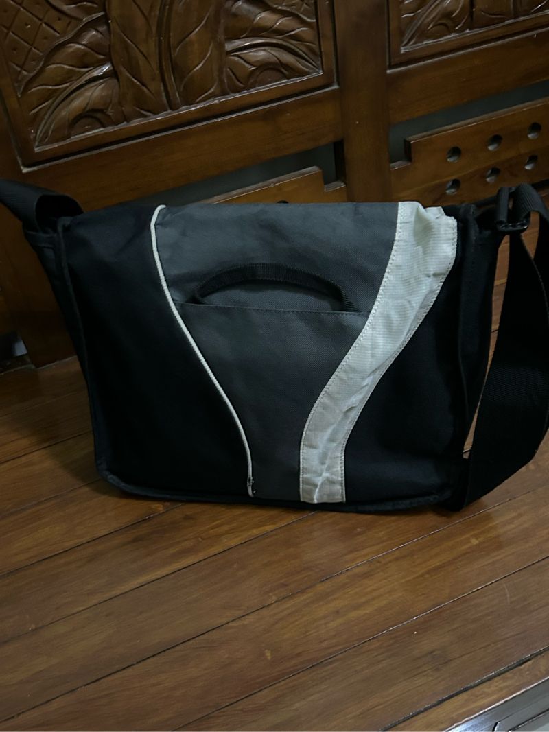 Sling bag Nike Y2k, foto 2