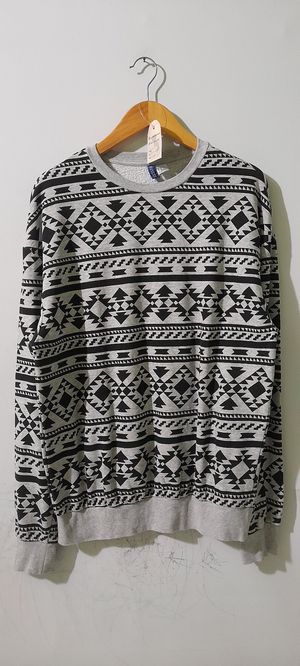H&m crewneck navajo