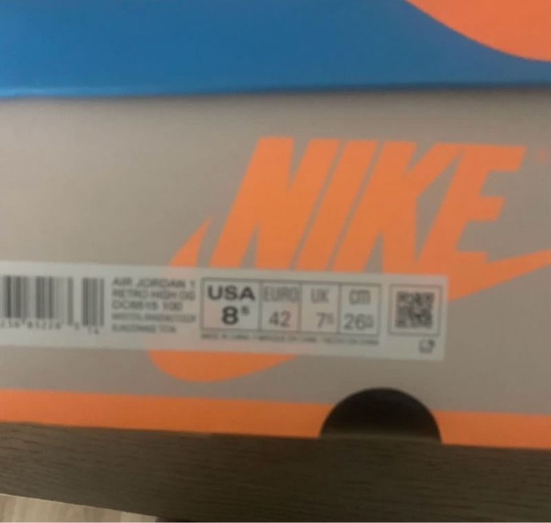 Nike Air Jordan 1 Mid Multi Color, foto 4