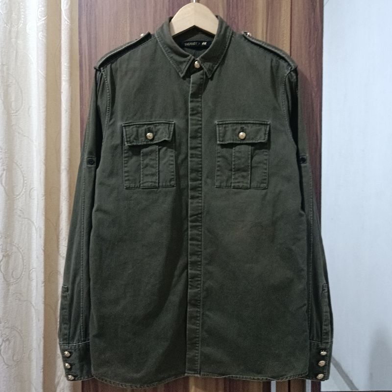 Kemeja Balmain x H&M Preloved