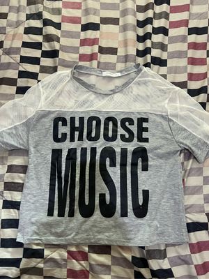 Kaos Crop Top