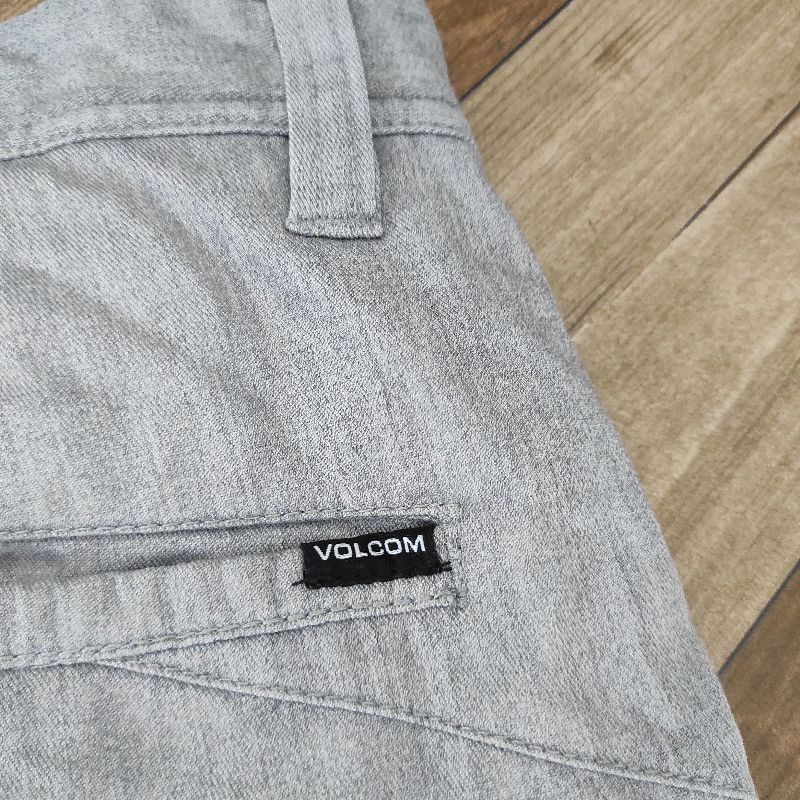 VOLCOM CELANA PENDEK SIZE 49, foto 5