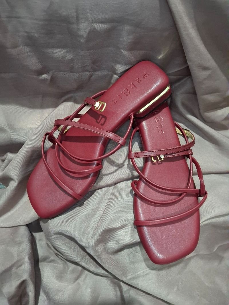 Wakata sepatu sendal simple, foto 3