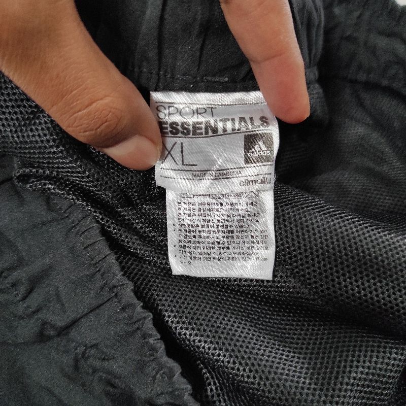 Adidas herren essentials chelsea celana pendek, foto 5