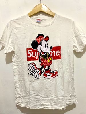 T-Shirt Supreme