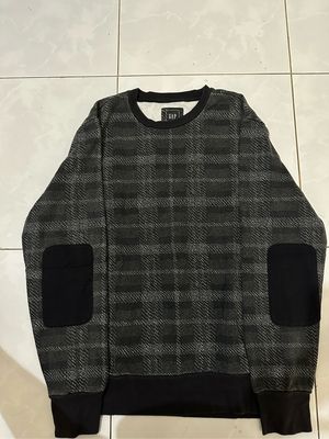 crewneck gap