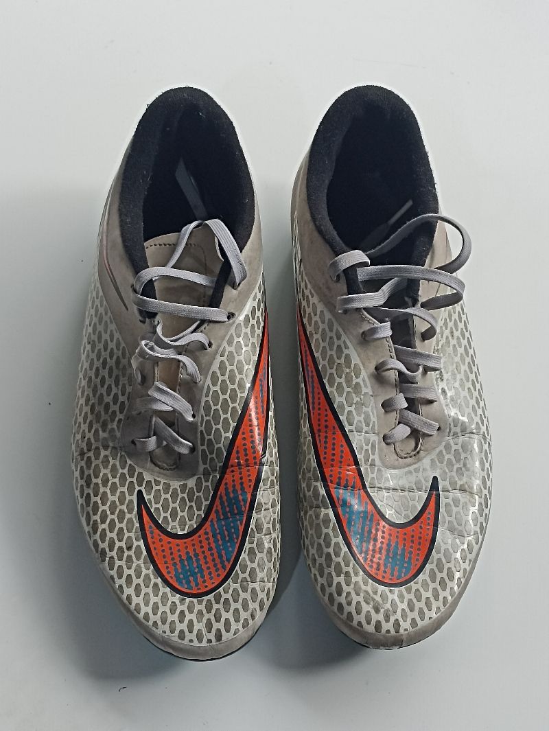 Sepatu Bola Nike Hypervenom, foto 4