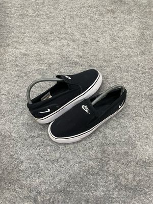 nike slip on