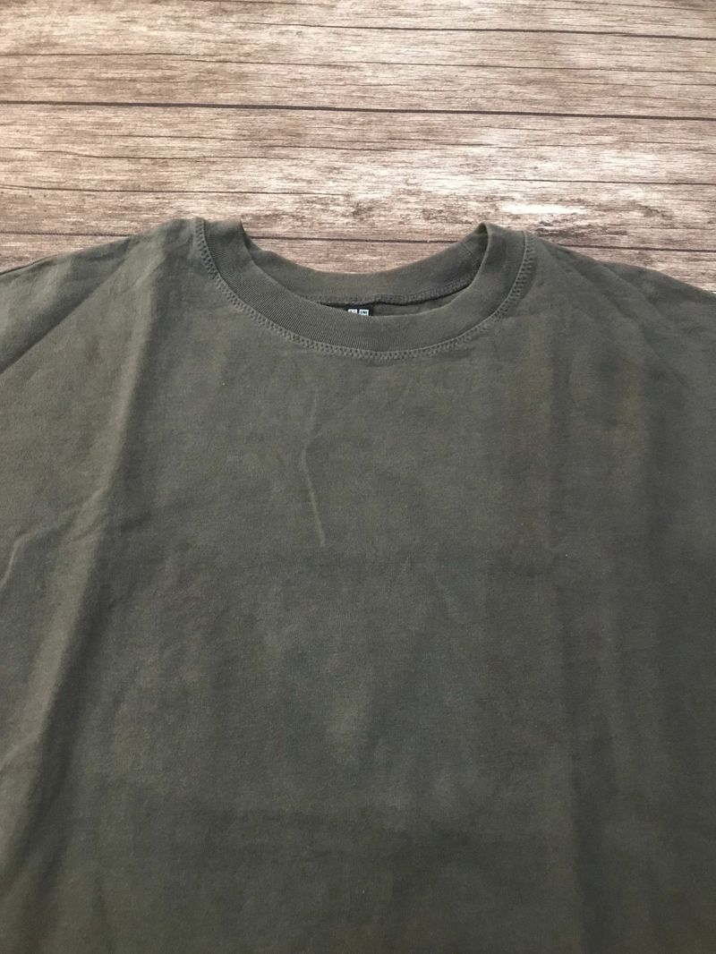 Kaos Uniqlo charcoal, foto 2